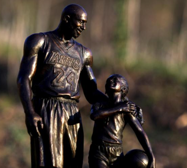 Statue of Kobe and Gigi Bryant placed at crash site on anniversary