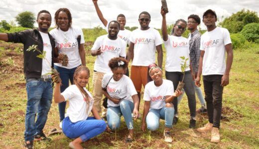 Unicaf, Lilongwe Water Board Plant 1500 Trees