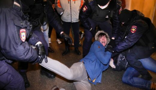 Photos; Russians Arrested For Protesting Against Ukraine Invasion