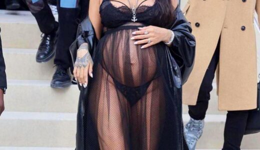 Rihanna displays her baby bump again (see photos)