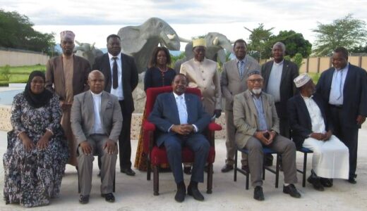 PAC APOLIGIES TO MUTHARIKA, pleads with him to assist  Chakwera’s Sinking Titanic…”Ten Parties have failed”