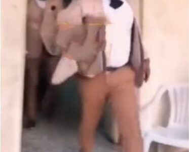 Watch|| Groom stops dancing, storms out in anger because wedding guests were spraying him 50 Naira