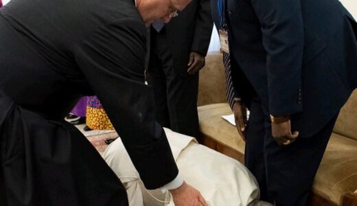 The first President To Be Kissed On The Feet By Pope Is From Africa, Here is Why