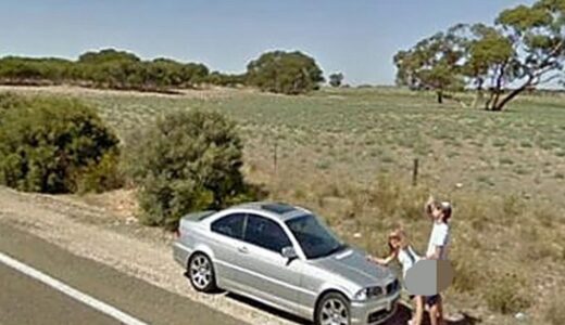 Brazen Couple Caught Having Roadside Sex in Google Street View photos || See