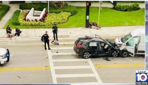 Man almost loses his pen!s as he crashes car while receiving oral s3x