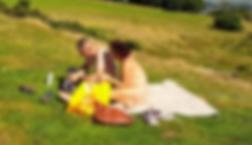 Couple strip off for picnic at Brit beauty spot