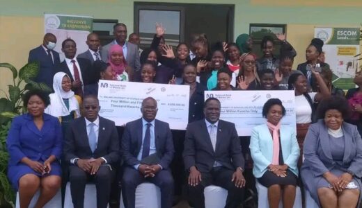 ESCOM Presents Scholarships to Female Engineering Students