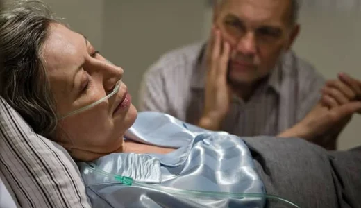 4 Signs That Could Indicate A Person Is About To Die