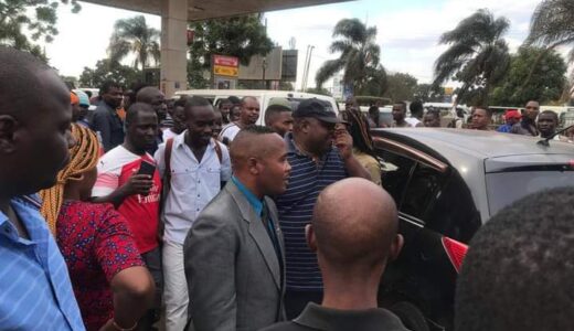 Malawi’s Leader of Opposition Nankhumwa in a surprise visit to fuel service stations in Lilongwe