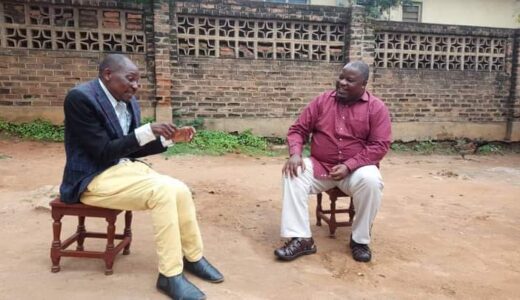 Nankhumwa visits ailing comedian Nginde, pledges to construct a house