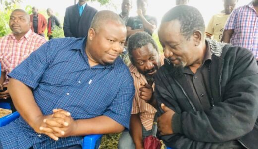Nankhumwa pays last respect to Geoffrey Kazembe’s daughter Odetta