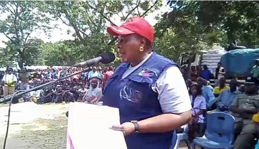 Minister Chiponda pledges seeds for winter crops to flood victims in Nsanje…As Ganda pleads for more aid