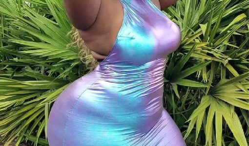 American Model Causes Confusions with Her Curvy Body (See Photos)