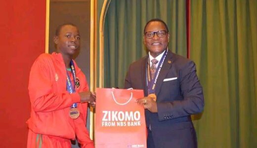 Chakwera salutes Salima Secondary School football team