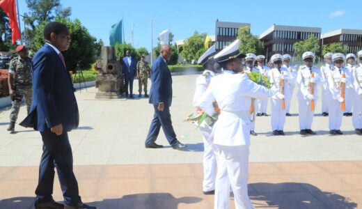 Hakainde Hichilema Honors Mozambique’s Heroes at Heroes’ Square (see photos)