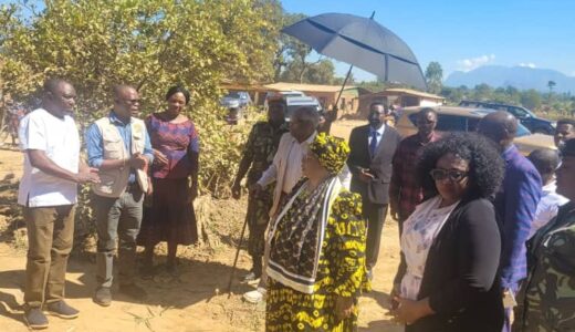 JB, Muluzi date flood victims in Mulanje