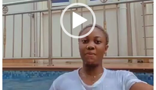 See Why This Lady Has Gone Viral As She Puts Her B00bs On Air While In A Swimming Pool (Watch Video)