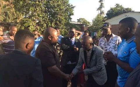 Nankhumwa visits Activist Lyton Mangochi who was arrest by MDF soldiers in Karonga