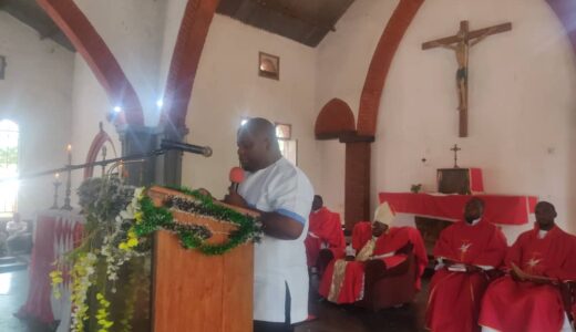 NANKHUMWA ATTENDS NSANJE CATHOLIC CHURCH FUNDRAISING MASS, DONATES K1 MILLION