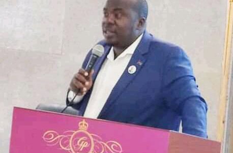 Minister Chimwendo warns politicians of interference in council’s administration