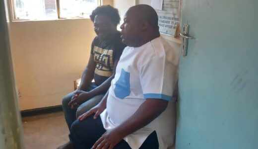 Nankhumwa visits Kalindo in Police cell