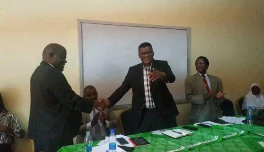 ROAD TO 2025: Over 65 senior members dump MCP