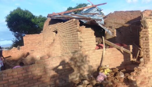 Heavy Winds Leave Over Four Injured and Homes Damaged in Nkhotakota (See Photos)