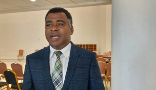 Malawi Opposition fumes over 44% kwacha devaluation