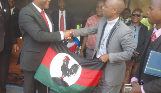 ROAD TO 2025: Ex-President Chakwera’s trusted errand boy Rev Munthali joins UTM Party