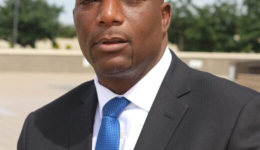 MCHACHA RISES ABOVE PETTY POLITICS: hails APM for maintaining grassroots party positions, becomes peacemaker