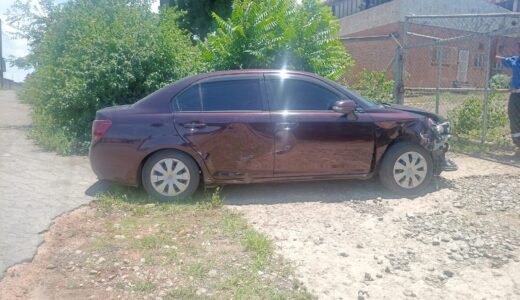 Suspected thieves abandon a vehicle near Times Group offices in Blantyre