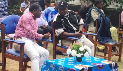 Jooma part ways with Nankhumwa, Pledges total loyalty to Mutharika