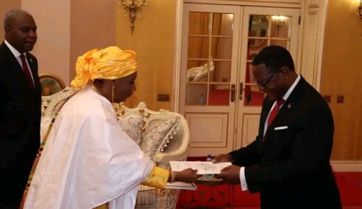 Four envoys present letters of credence to Chakwera